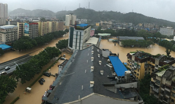 受“鲇魚”影響 福州多處道路出現(xiàn)嚴(yán)重積水（組圖持續(xù)更新）