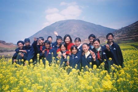 臺灣女子堅守麻風村11載隔離地帶建起貴族學校